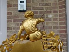 Louis Philippe style Gilded clock in bronze and spelter, France 1870