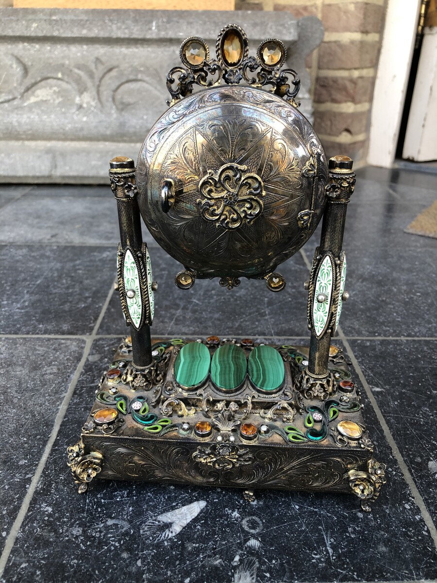 Miniature clock with musical box and precious stones, enamel