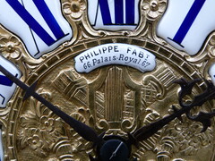 Napoleon 3 style Cartel clock with console with tortoise shell marquetry in gilded bronze , France 1870