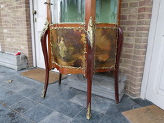 Napoleon 3 style Display cabinet with curved glass and vernis-matin, France 1880