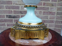 Napoleon 3 style Oil lamp with gilded bronze in porcelain, France 1860