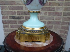 Napoleon 3 style Oil lamp with gilded bronze in porcelain, France 1860