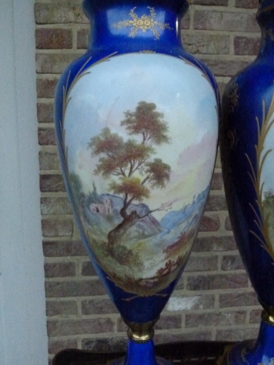 Napoleon 3 Pair Sevres style vases in porcelain de Parisby Jules Tieles