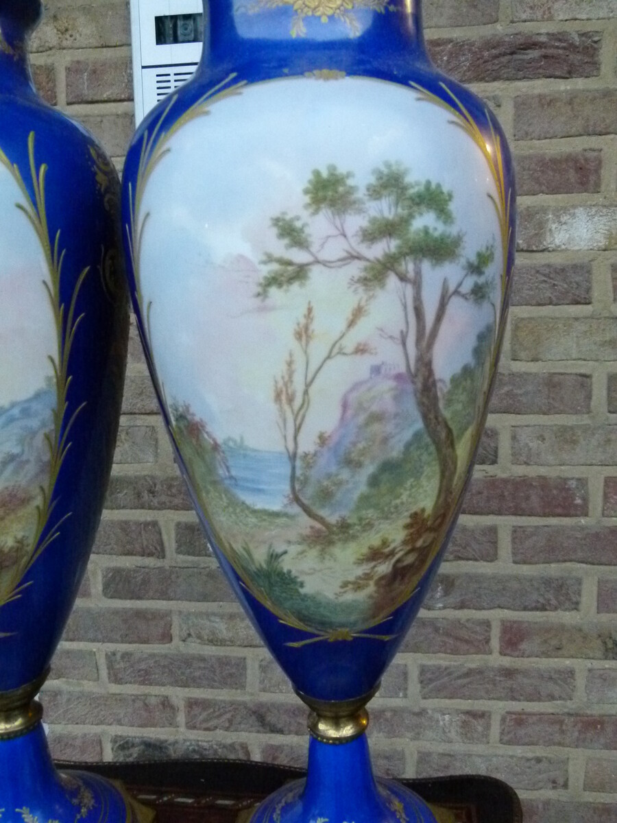 Napoleon 3 Pair Sevres style vases in porcelain de Parisby Jules Tieles