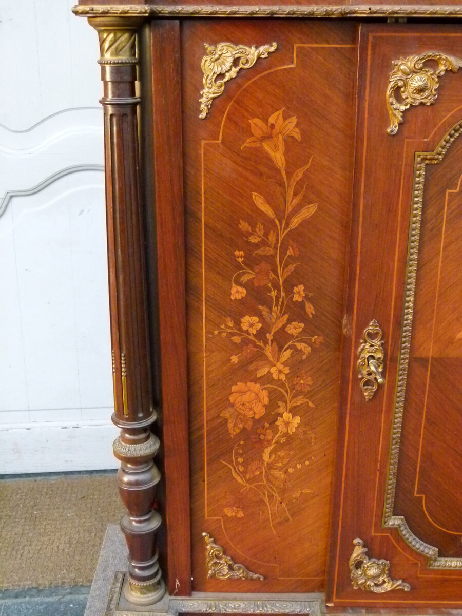 Napoleon 3 Sideboard with flowers marquetry