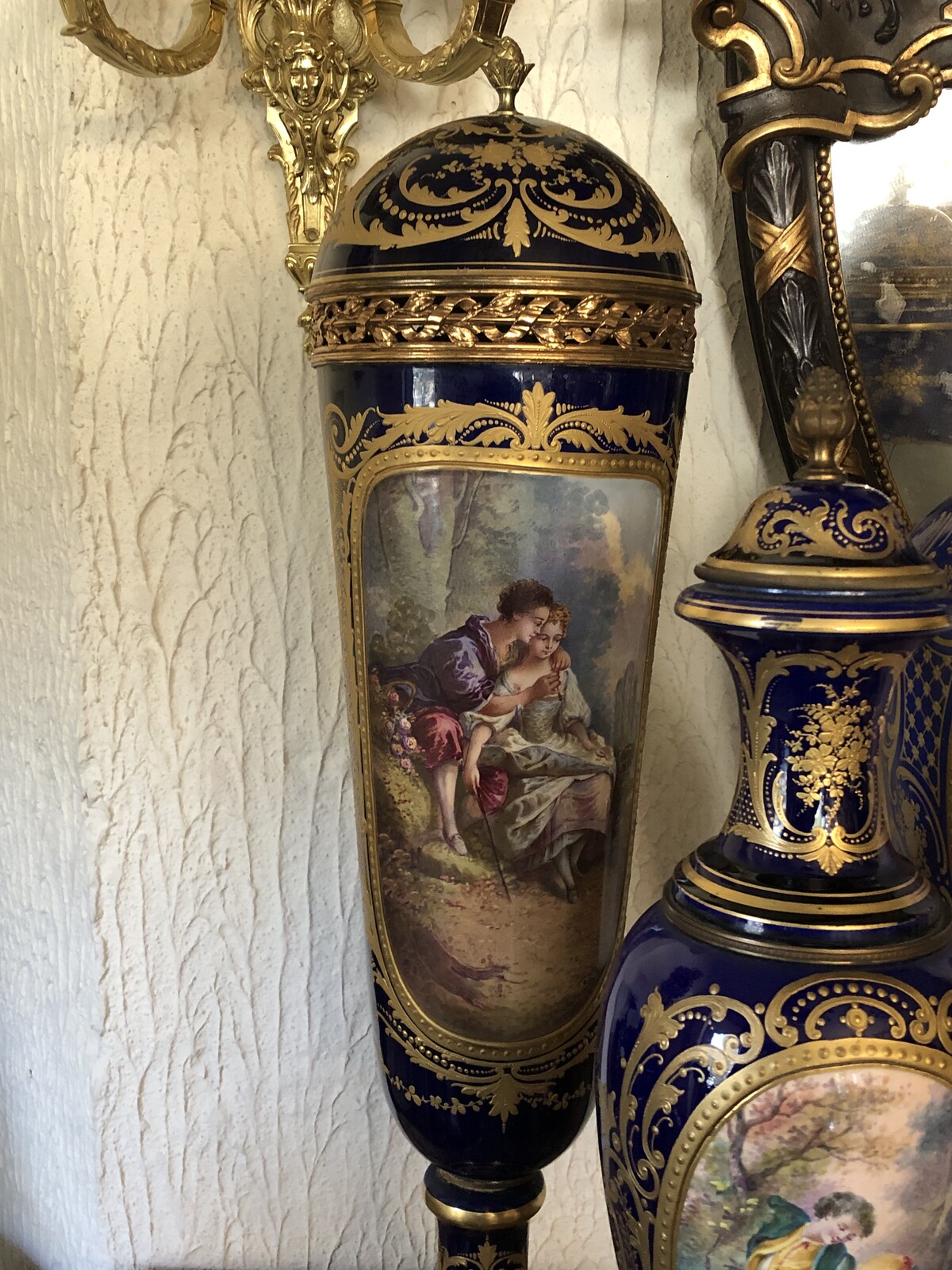 Napoleon III 3 pairs of vases 56cm till 72cm and one centerpiece