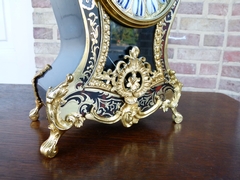 Napoleon III style Boulle styl cartel clock in gilded bronze and tortoiseshell marquetry, France 1890