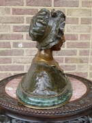 Napoleon III style Buste of a lady on a green marble base in tricolor patinated bronze, Belgium 1880