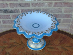 Napoleon III style Centerpiece/coupe in white and turquoise opaline with gold decoration, France 1880