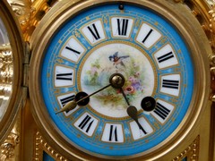 Napoleon III style Clock pendule with Sévres porcelain in gilded bronze, France 1880