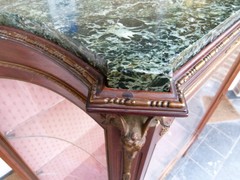 Napoleon III style Display cabinet with curved glass in gilded bronze and mahogany, France 1880