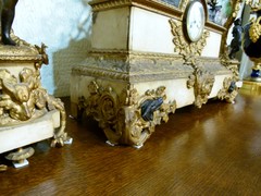 Napoleon III style Huge clockset with hunter in patinated and gilded bronze with white marble, France 1880