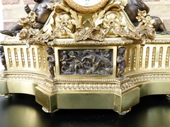 Napoleon III - Louis 16 style Huge clock with putto,s by Boursier,eléve de Lepaute à Paris in gilded and patinated bronze , France 1880