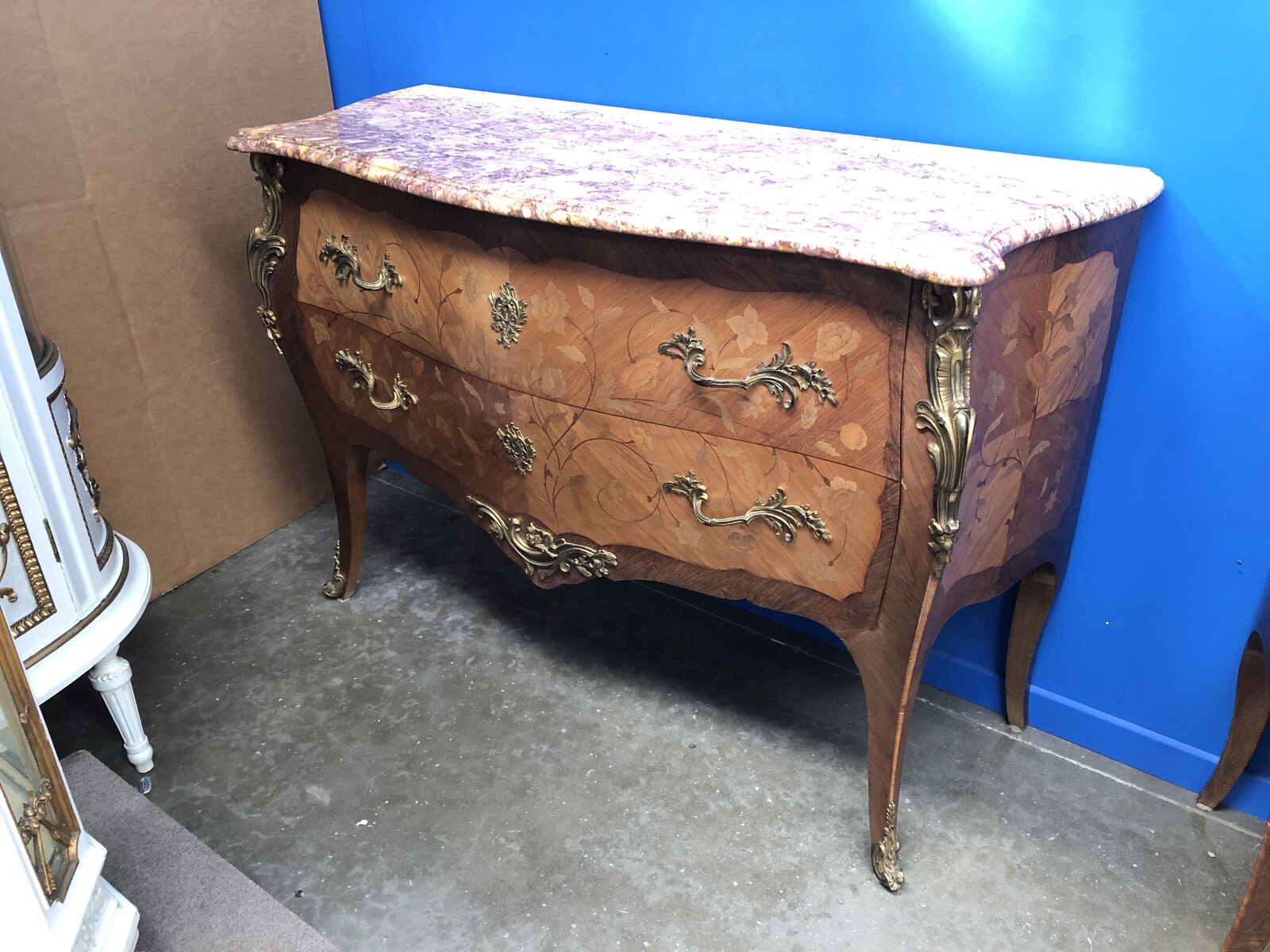 Napoleon III Pair chest of drawers with flowor marquetry and marble tops