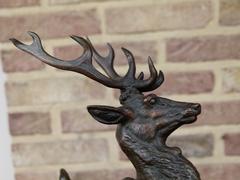 Napoleon III style Sculpture of a deer, doe and fawn by Delabrière in patinated bronze, France 1870