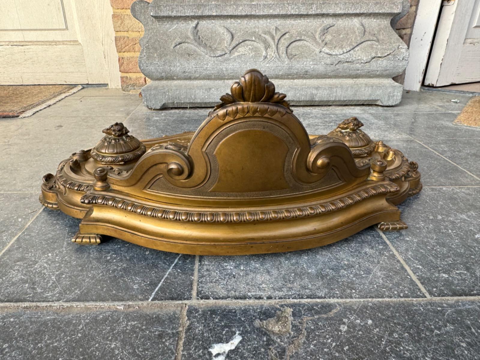 Nice bronze gilded inkwell by signed Ramboud and Susse Frères 