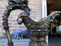 Paire vases with cherubs in patinated bronze, France 1880