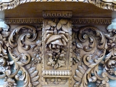 Renaisence style Wall console in carved oak, Belgium 1930