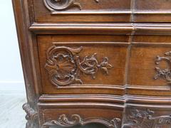 Rengénce style Chest of drawers in carved oak, Belgium,Liége 1850