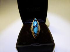 style Ring with turquoise in 18 kt yellow gold 1970