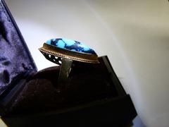 style Ring with turquoise in 18 kt yellow gold 1970