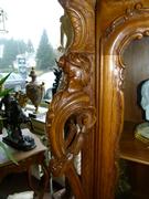 Rokoko style Displaycabinet vitrine in carved wallnut, Germany 1880