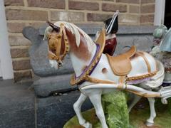 sculpture of a lady in a carriage in porcelain, Germany 1940