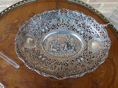 style Silver plate with a hunting scene 275gram in silver 830, Germany 1900