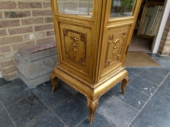 Transition style Gilded 4 sides cabinet vitrine  in gilded wood, Belgium 1900