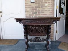 style Travailleuse lady desk in carved asiatique wood 1900