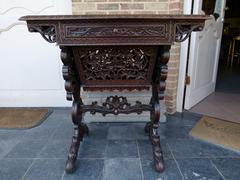 style Travailleuse lady desk in carved asiatique wood 1900