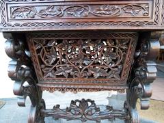 style Travailleuse lady desk in carved asiatique wood 1900