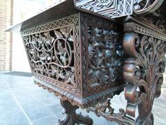 style Travailleuse lady desk in carved asiatique wood 1900